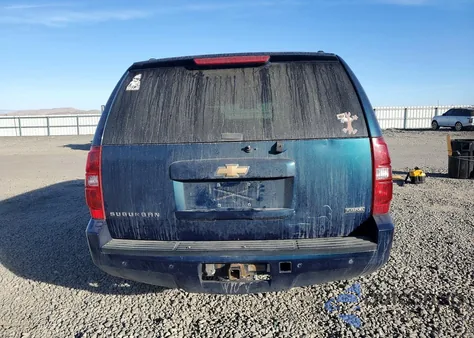 2007 Chevrolet Suburban K1500 из США, поврежденный, VIN 3GNFK16327G178436